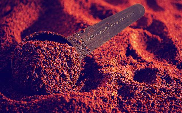 Use Coffee Grounds to Reduce the Look of Cellulite